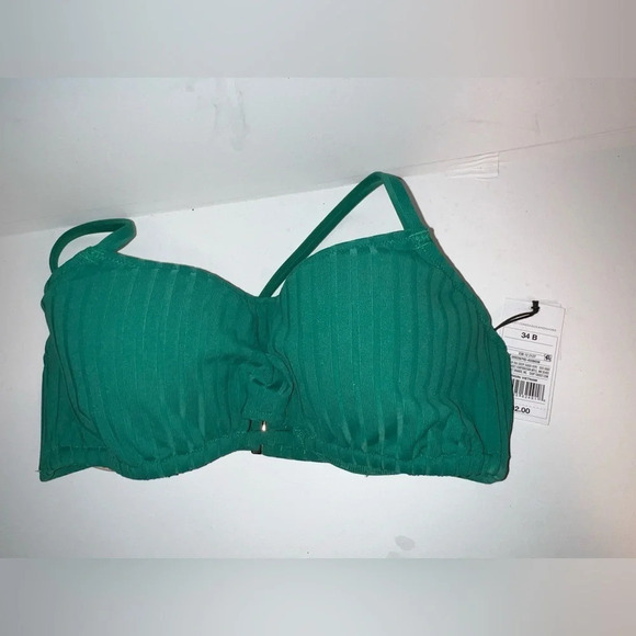 Shade& Shore,NWT,  34B, ribbed bikini top,front cutout peephole, adj straps - Picture 5 of 8